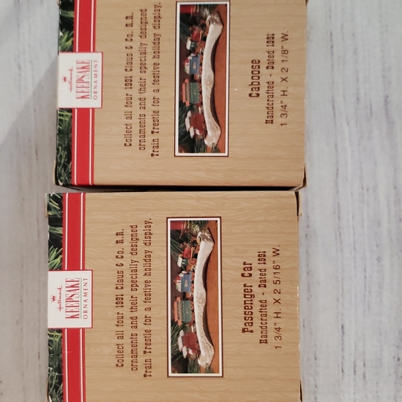 Vintage Hallmark Keepsake Train Ornaments With Display Stand New - Picture 10 of 10